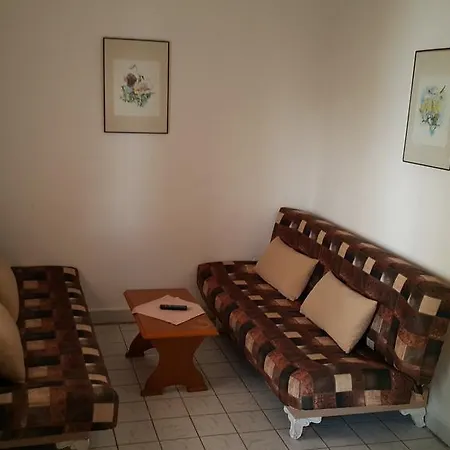 Delphin מלון