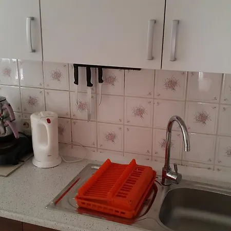מלון Delphin 2*