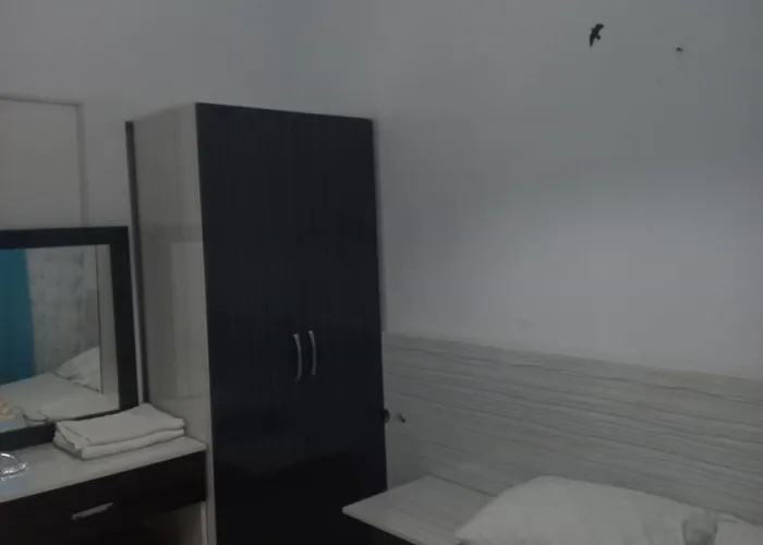 Delphin Szálloda 2*