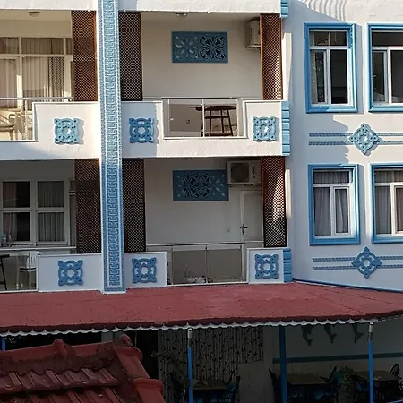 Delphin Hotel 2*